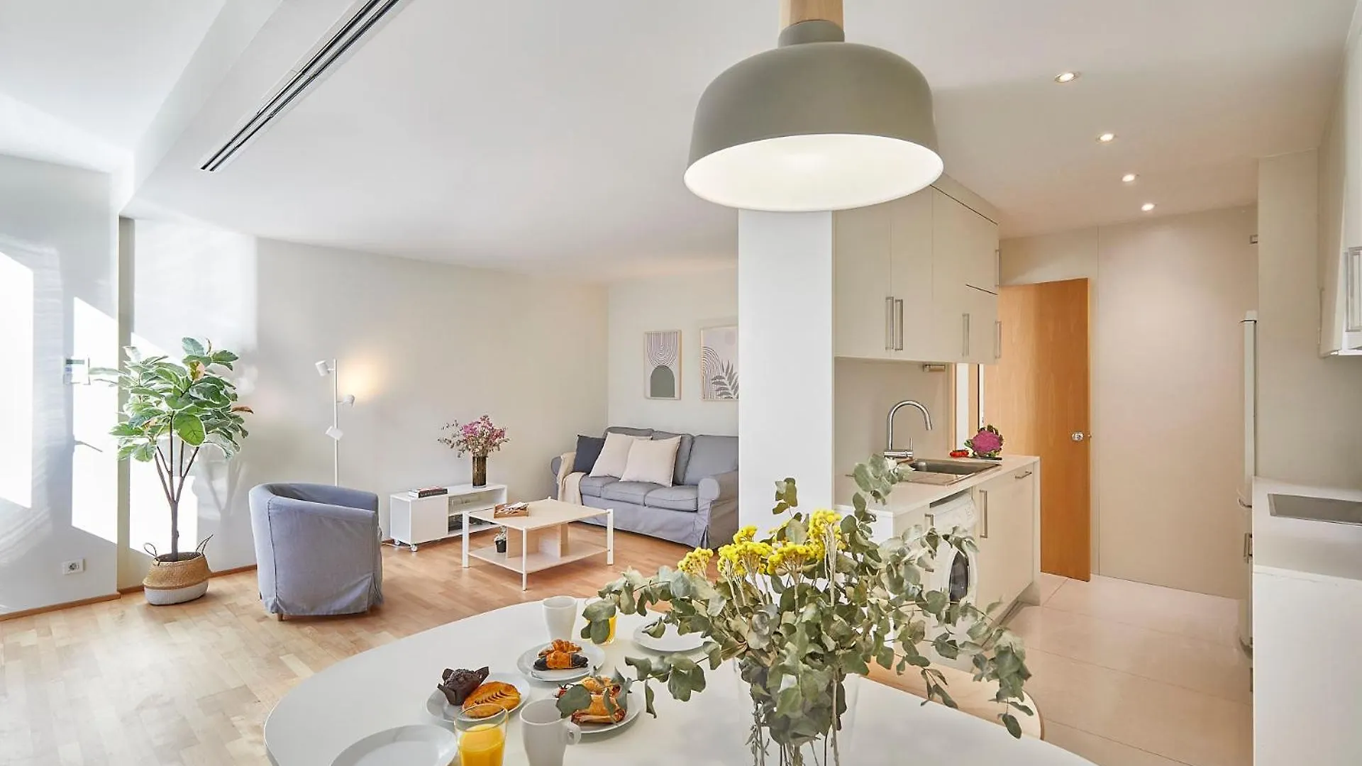 Bbarcelona Placa Universitat Flat 바르셀로나